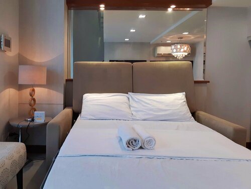 Гостиница 2 Bedroom Luxury Lofts в Себу