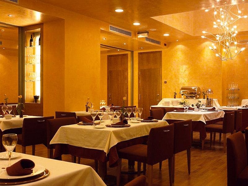 Фото Hotel Silken Monumental Naranco