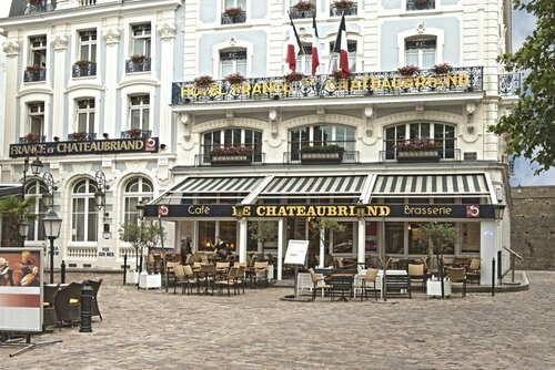 Гостиница Hotel France & Chateaubriand в Динане