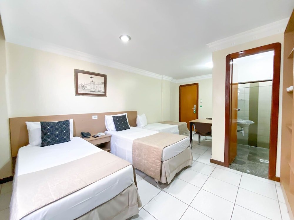 Фото Umuarama Plaza Hotel