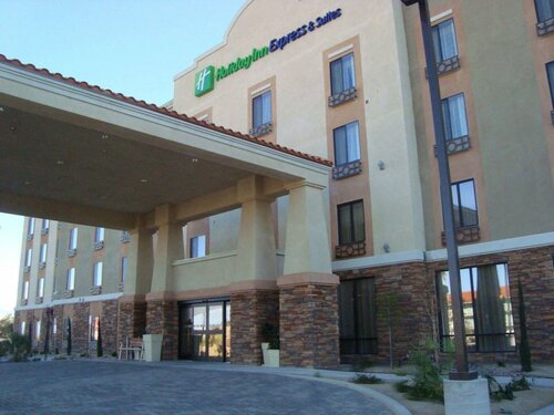 Гостиница Holiday Inn Express Hotel & Suites Twentynine Palms, an Ihg Hotel