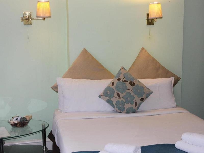 Фото Norfolk Inn Paddington