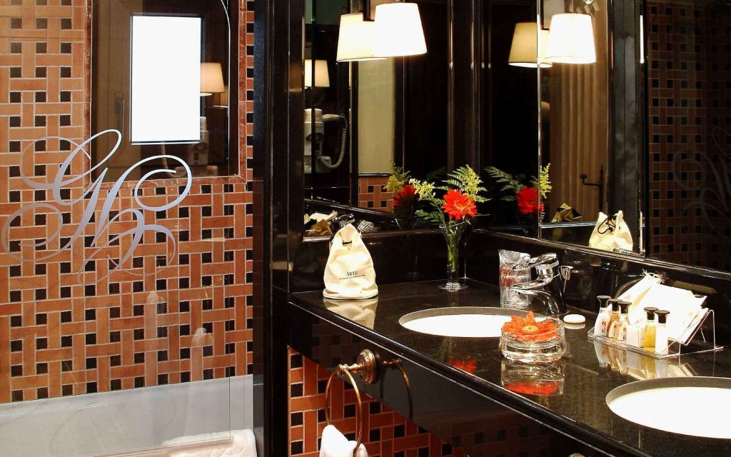 Фото Hotel Ilunion Mérida Palace