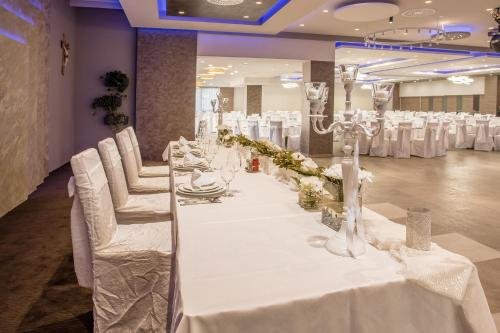 Фото Hotel Bigeste