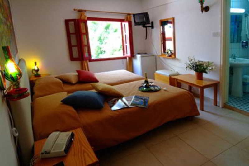 Фото Kiniras Traditional Hotel & Restaurant