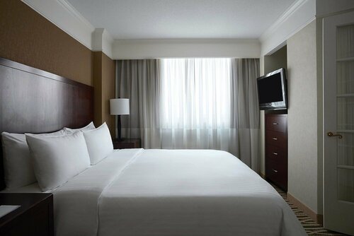 Гостиница Washington Dulles Marriott Suites в Херндоне