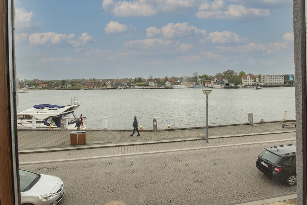 Фото Harbour Walk