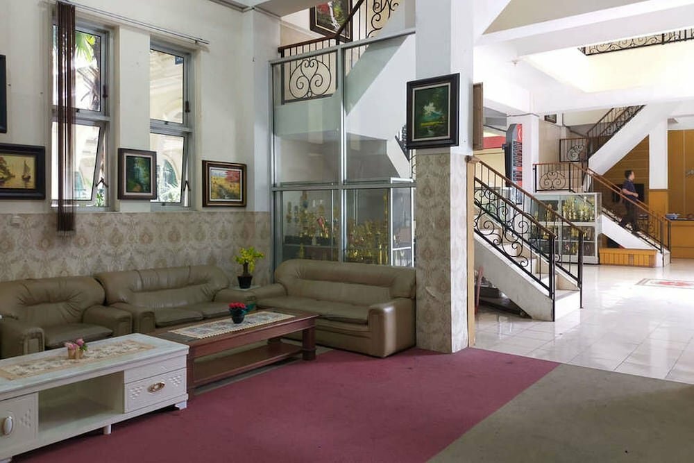 Hotel RedDoorz Syariah @ Klojen Malang, Malang, photo