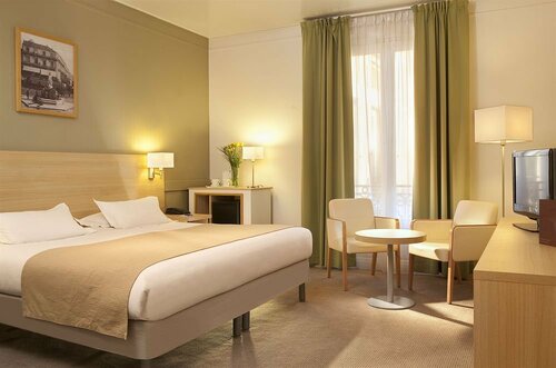 Внешний вид отеля Hôtel Oceania Le Métropole Montpellier в Монпелье, фото 5