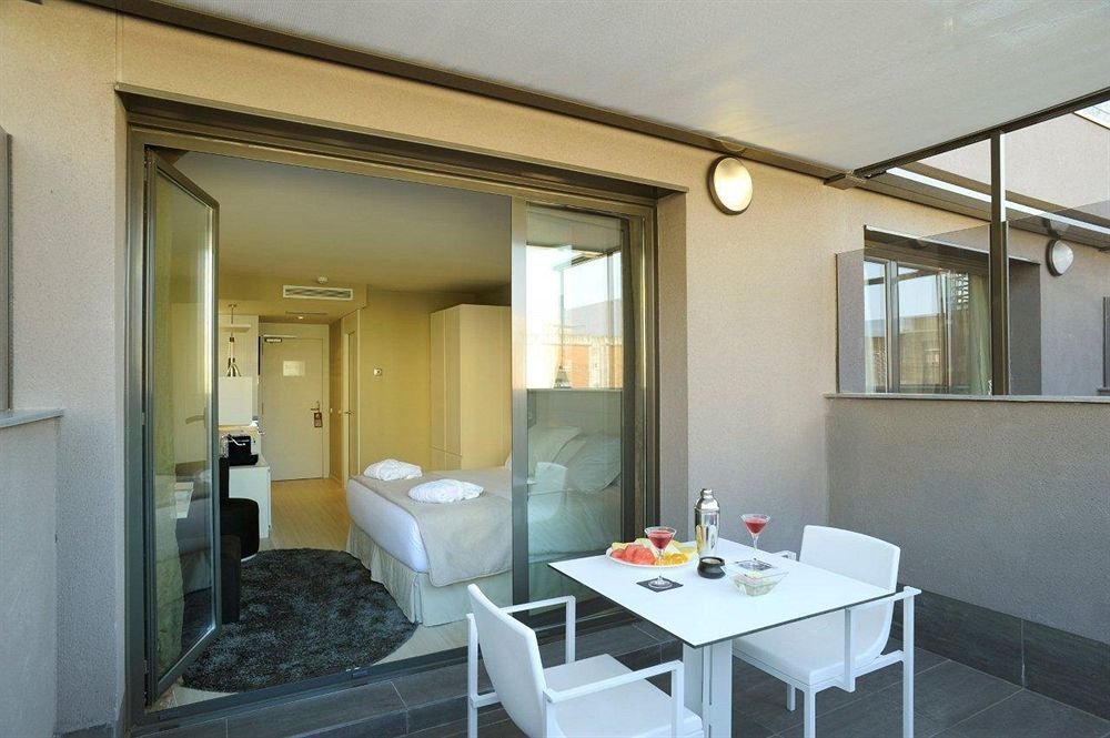 Фото Grums Barcelona Hotel & SPA