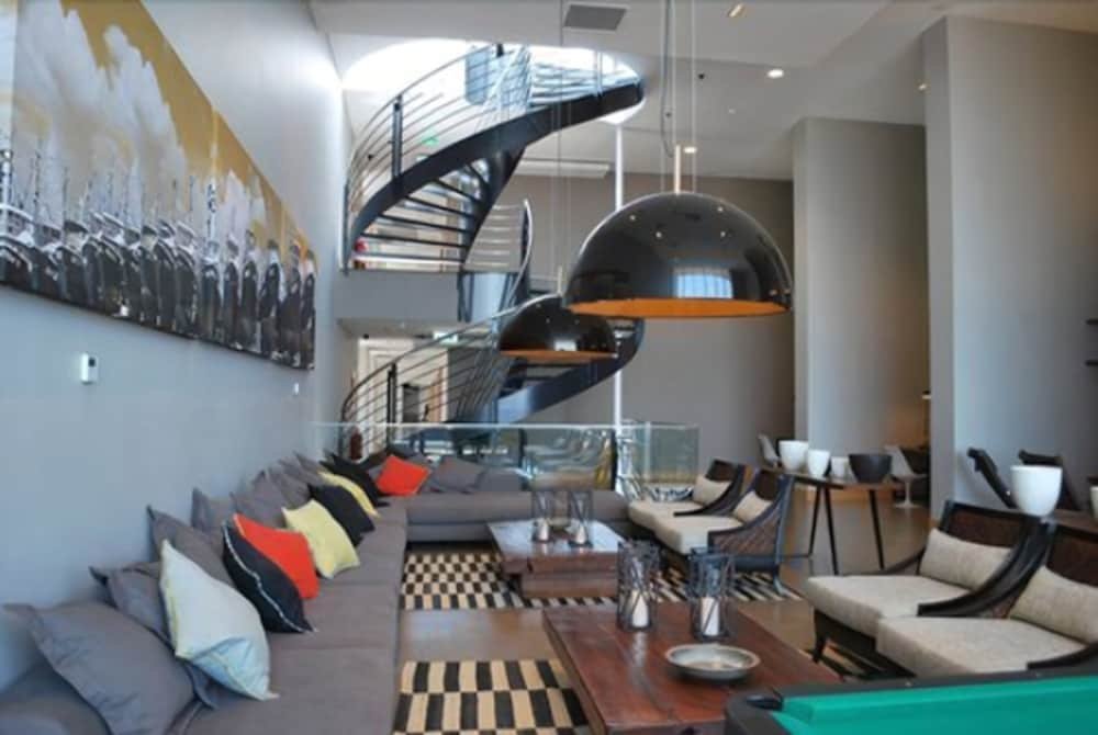 Фото 17404118573