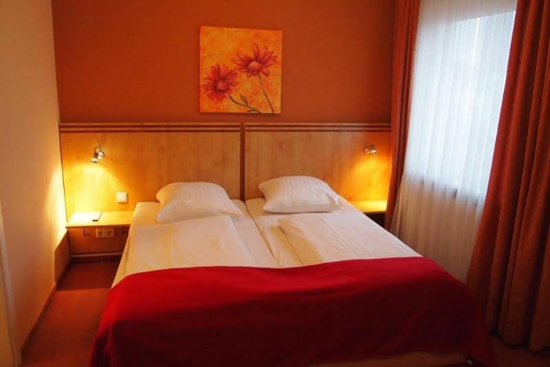 Фото Hotel Imperial Hamburg