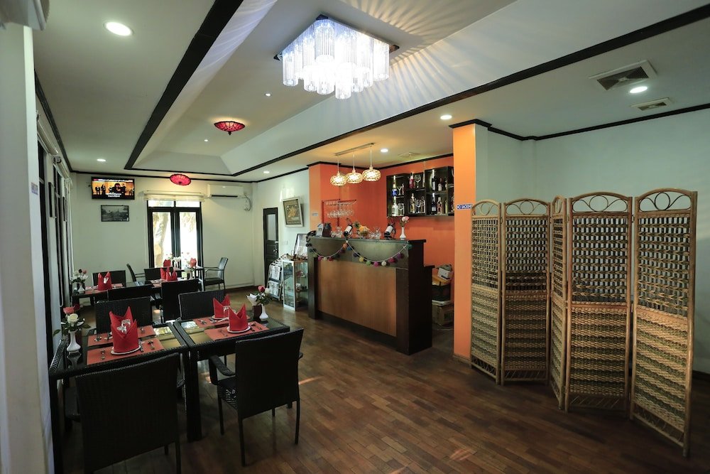 Фото Wh Hotel & Service Apartment