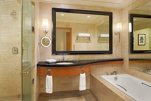 Гостиница Sheraton Manila Bay в Маниле
