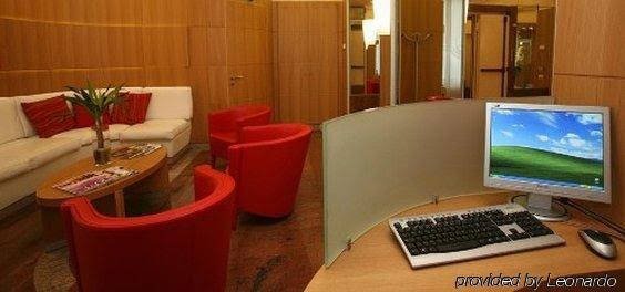 Фото Le Petit Hotel