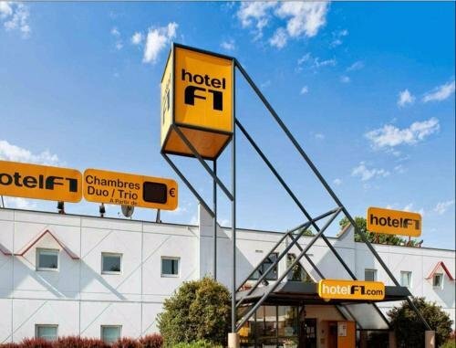 Гостиница HotelF1 Sens Nord в Сансе