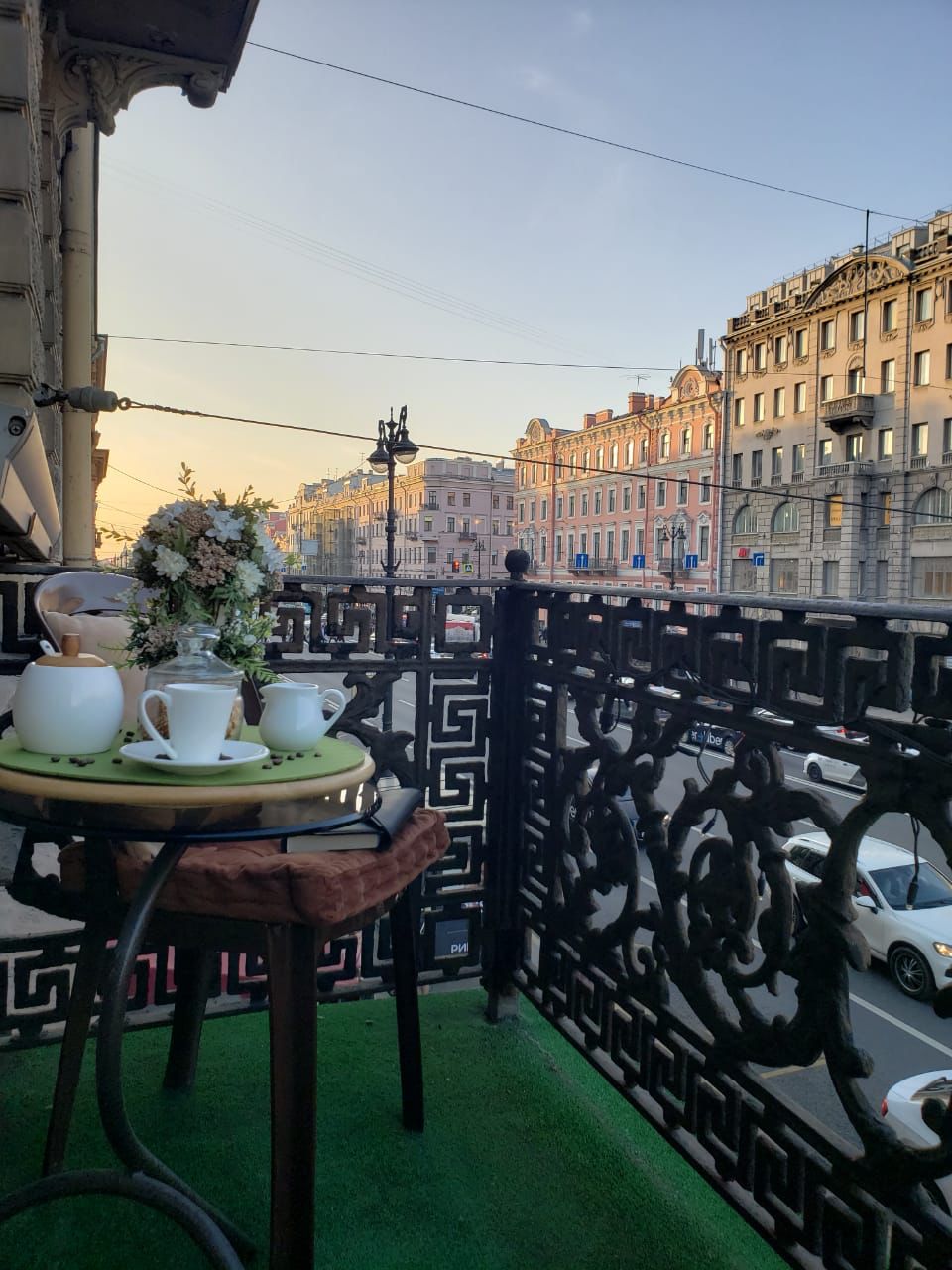 Фото Премьера на Невском проспекте