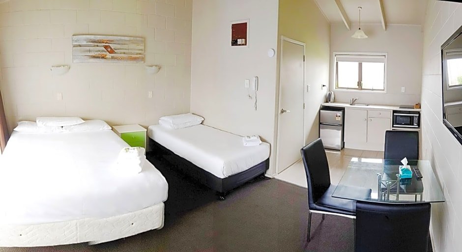 Фото Middlemore Motel