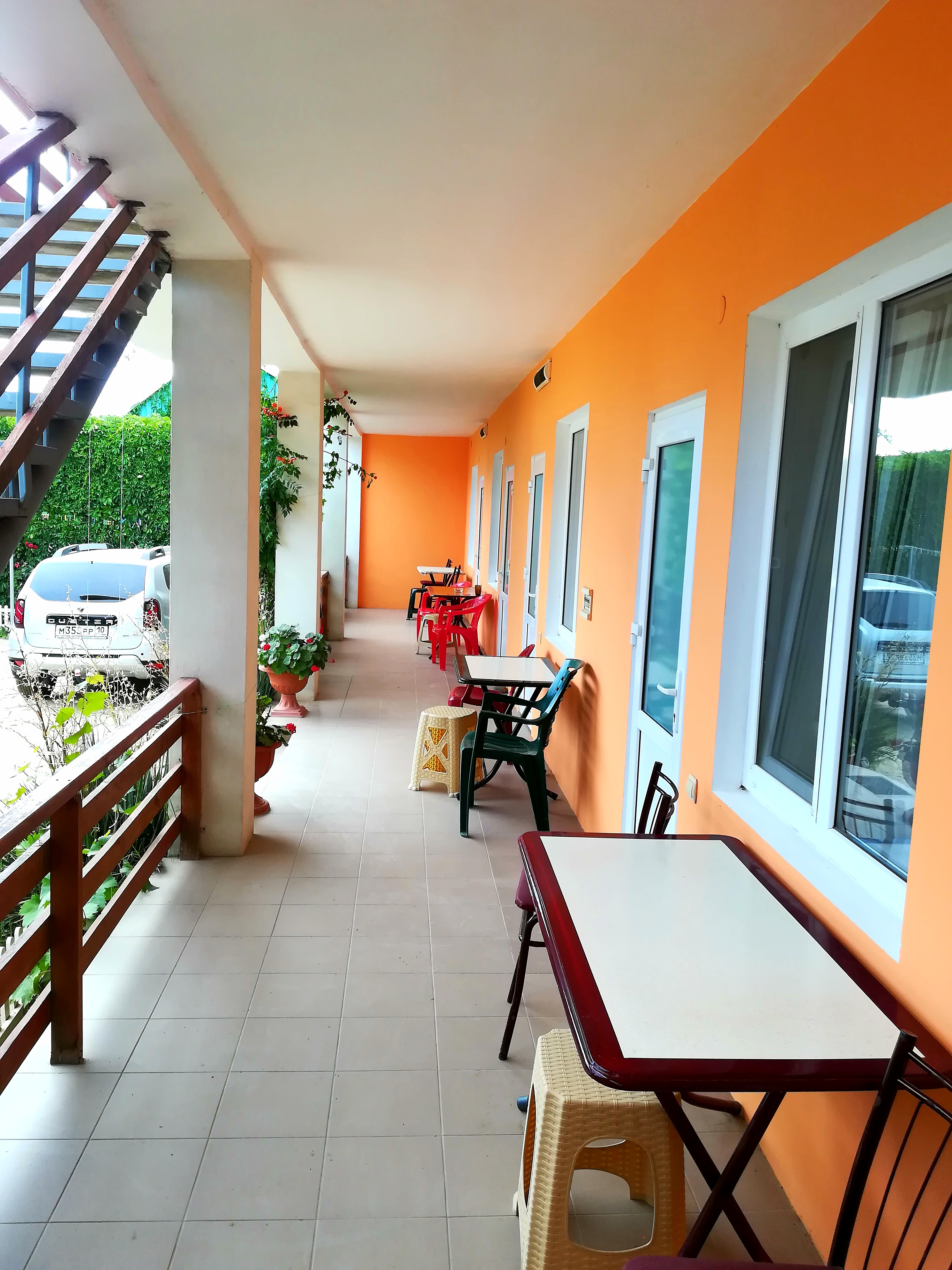 Фото У Эмира