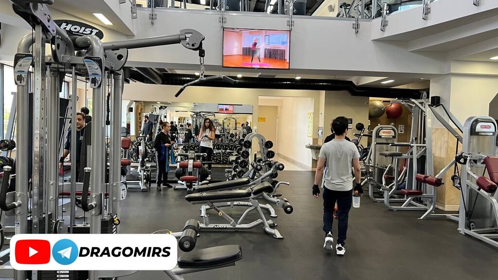 Sports hall, gym Gold's Gym, Yerevan, photo