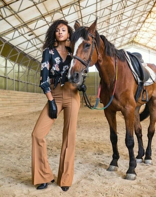 Clothing store Independent Star Trading, Dubai, photo