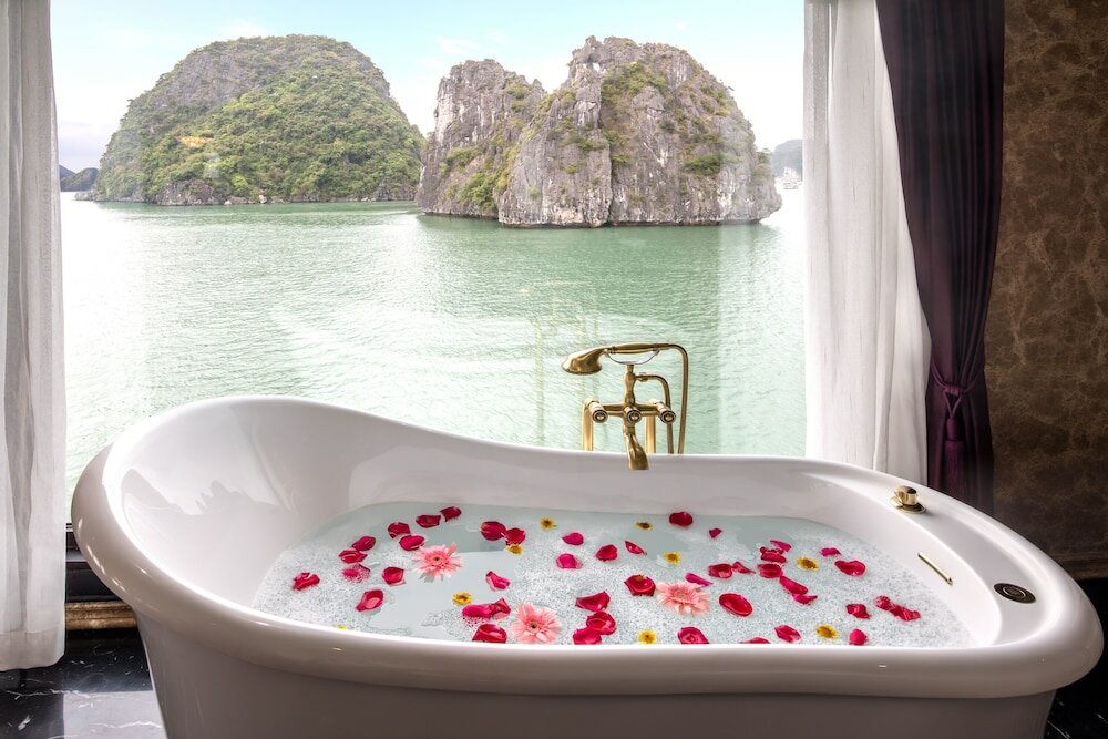 Фото Ambassador Cruise Halong Bay