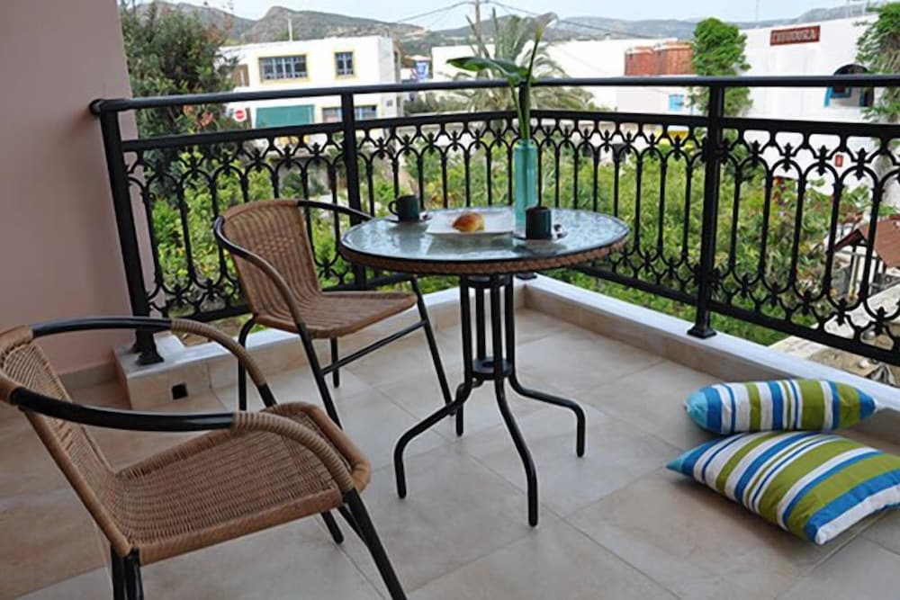 Фото Porfyra's Island