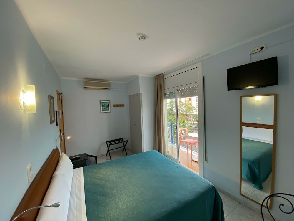 Фото Hotel Alexandra Sitges