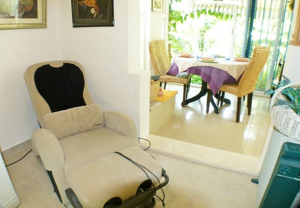 Фото Zeljko - With Nice Garden - H