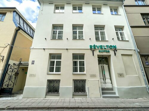Гостиница Revelton Suites Riga в Риге