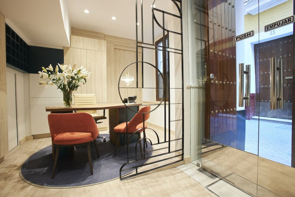 Фото U-Sense Sevilla Centro