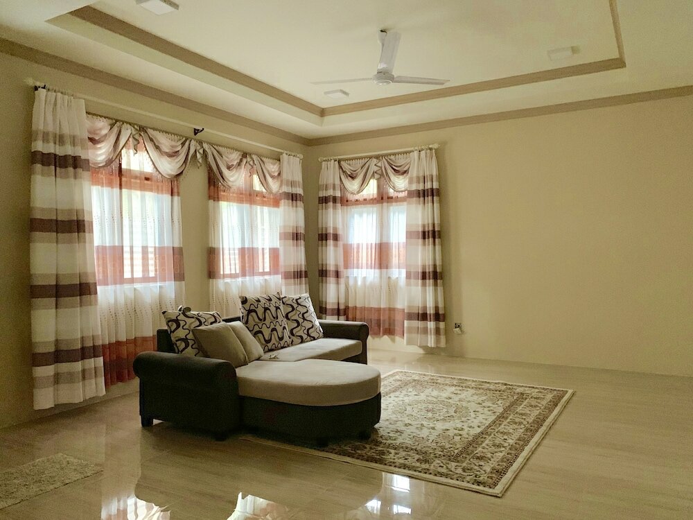 Фото Endhaa Happiest Place on Earth