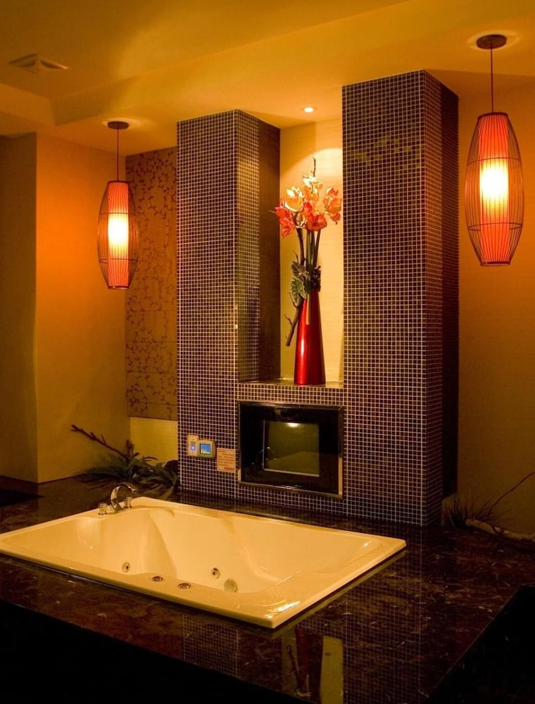 Фото Hip SPA Motel