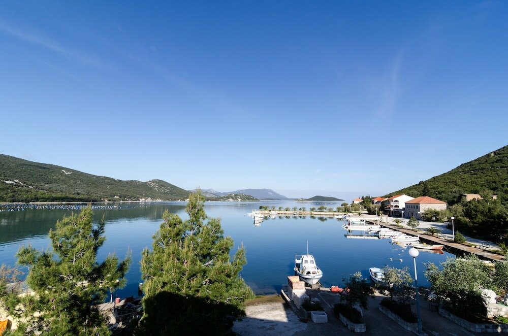 Фото Apartments Božović