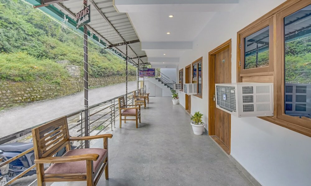 Фото Itsy by Treebo - Studioz @ Om River Resort