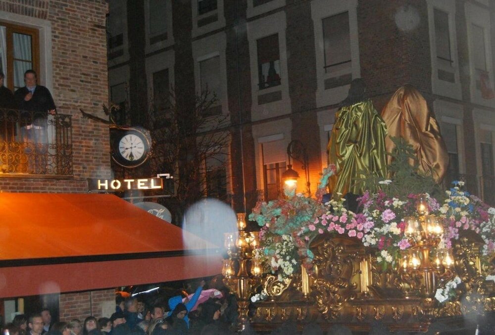 Фото Hotel SPA Qh Centro Leon