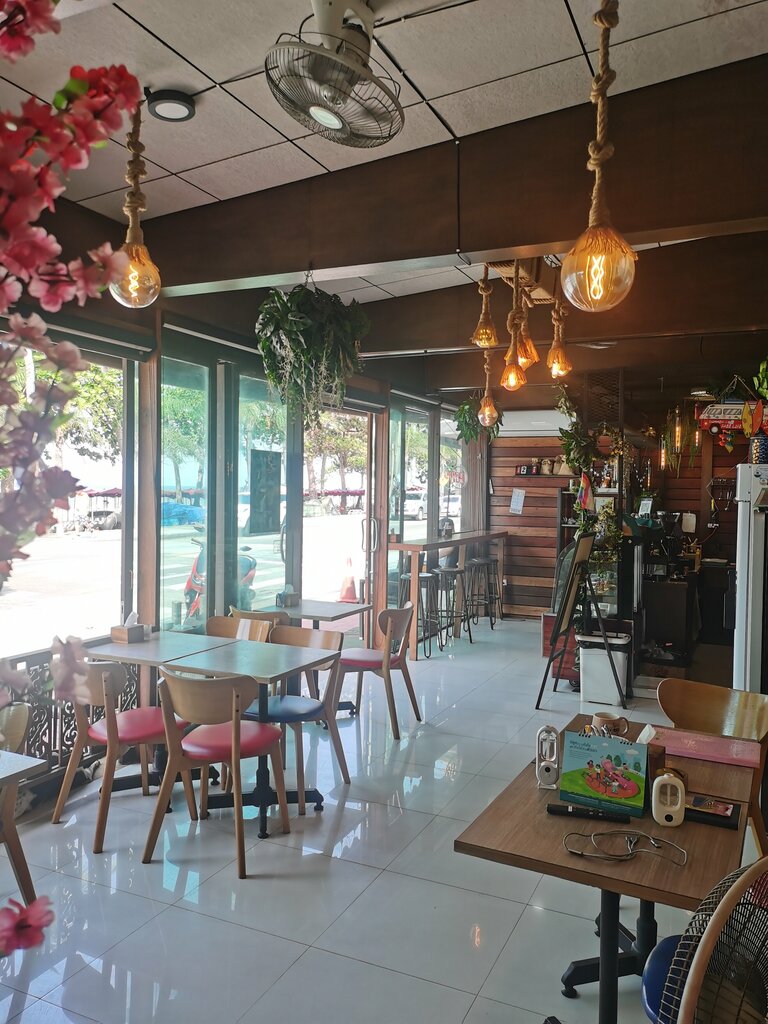 Cafe The 7 Cafe&Massage, Pattaya, photo
