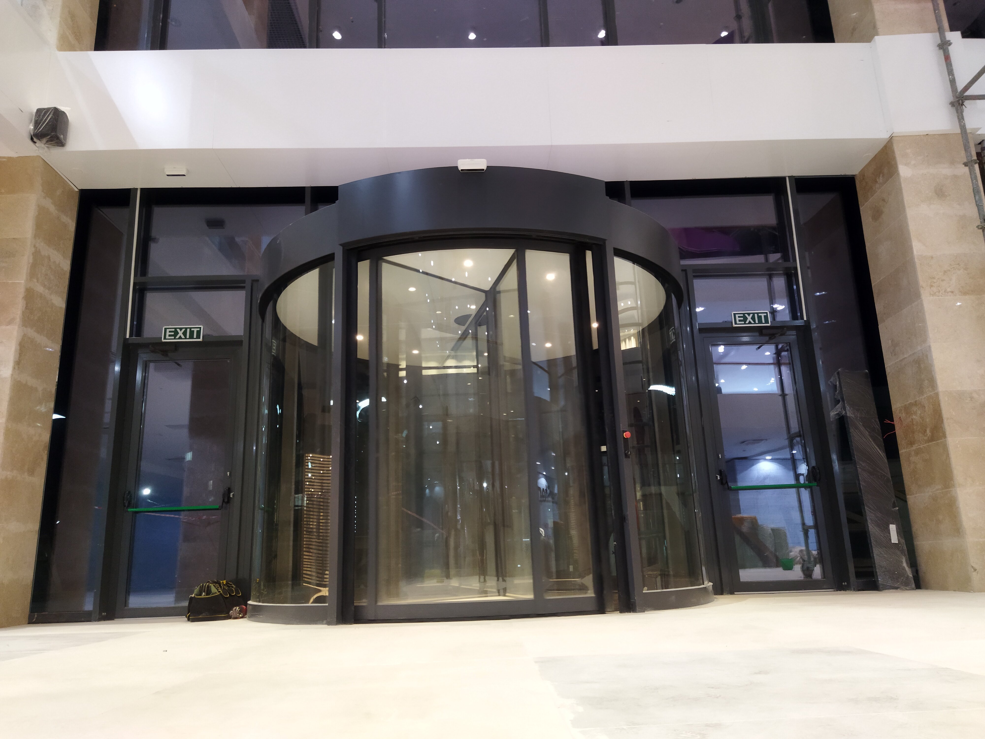 Фото Infinity Plaza