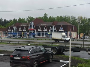 Развлекательный центр (Penza Region, gorodskoye poseleniye Nizhniy Lomov) ، مركز ترفيهي