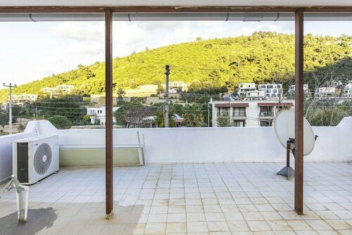 Гостиница Separate Villa With Garden and Terrace in Bodrum в Бодруме