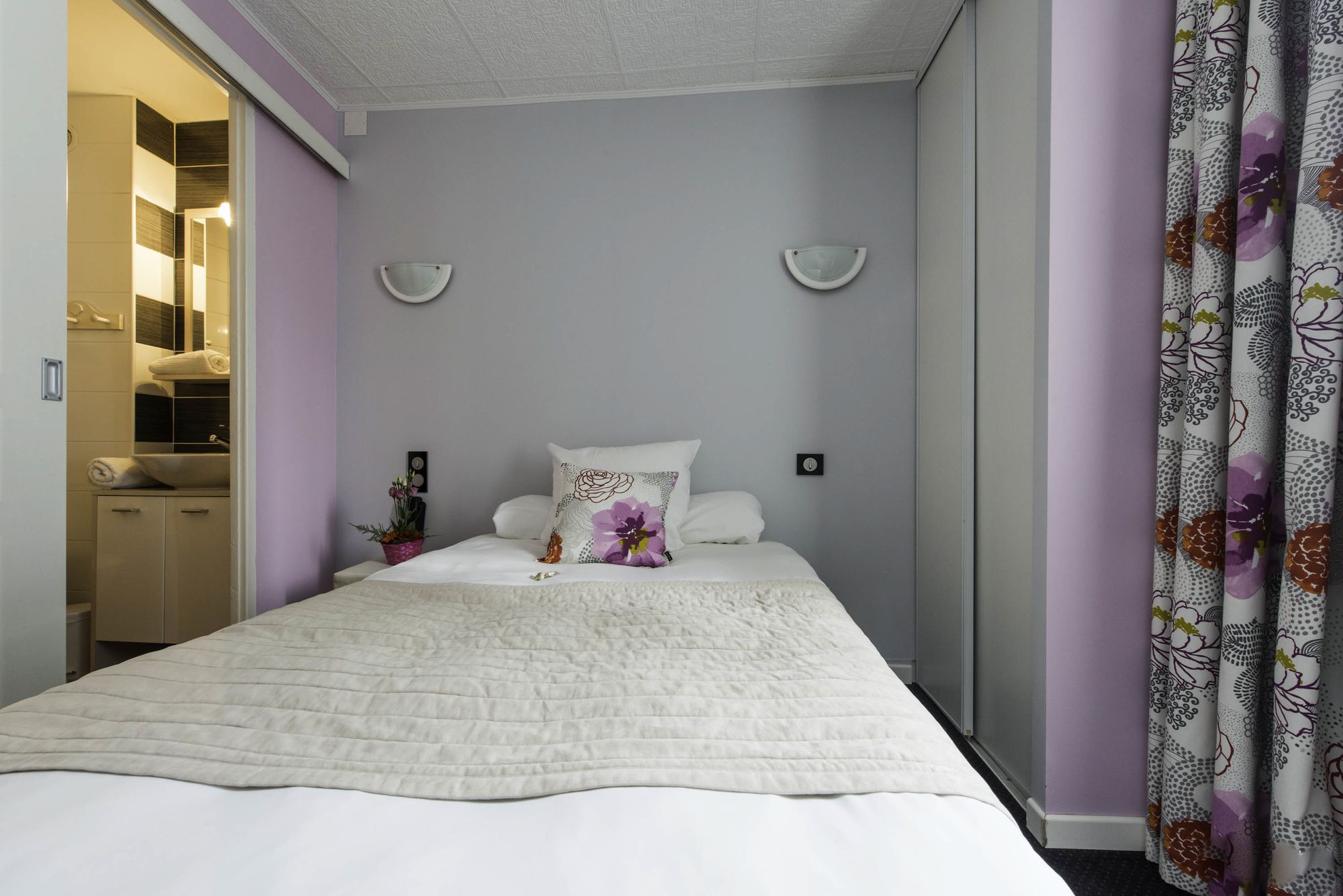 Фото Un Hôtel sur le Port