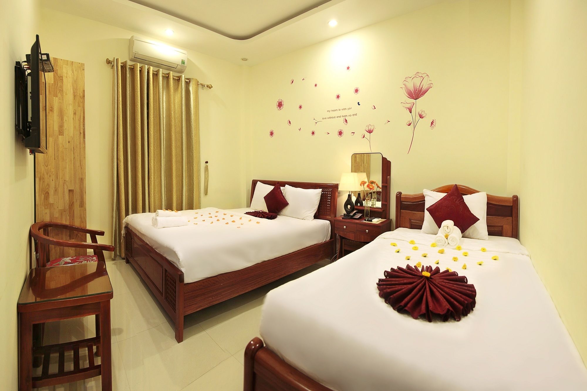 Фото Victori Hotel Da Nang