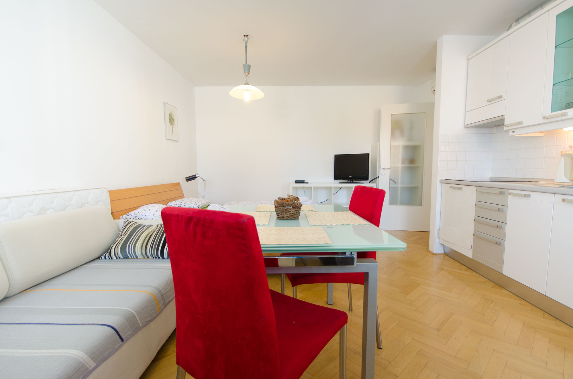 Фото Rooms Sincere 1830