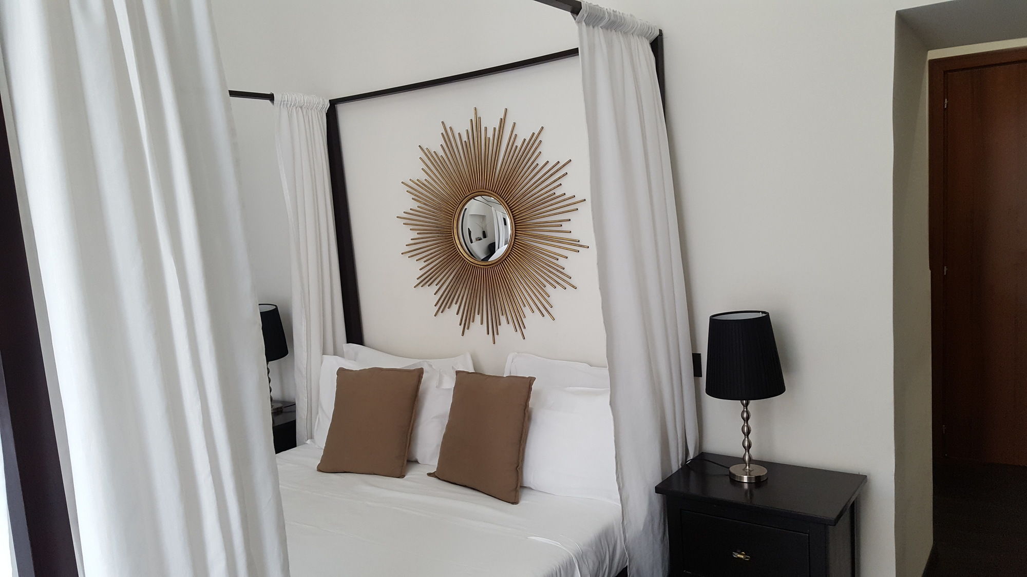 Фото Bed & Breakfast Palazzo Satriano
