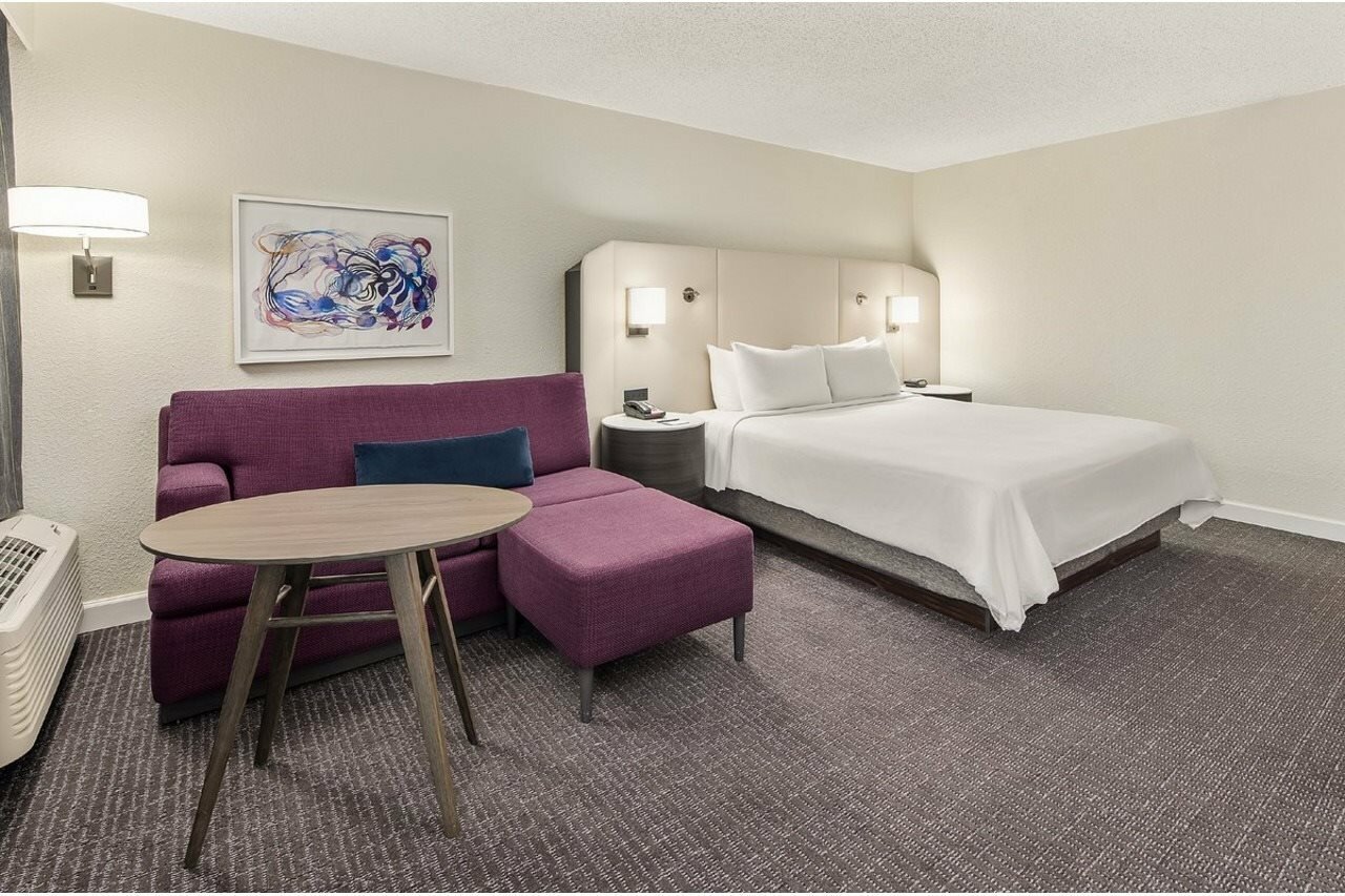 Фото Crowne Plaza Orlando - Lake Buena Vista