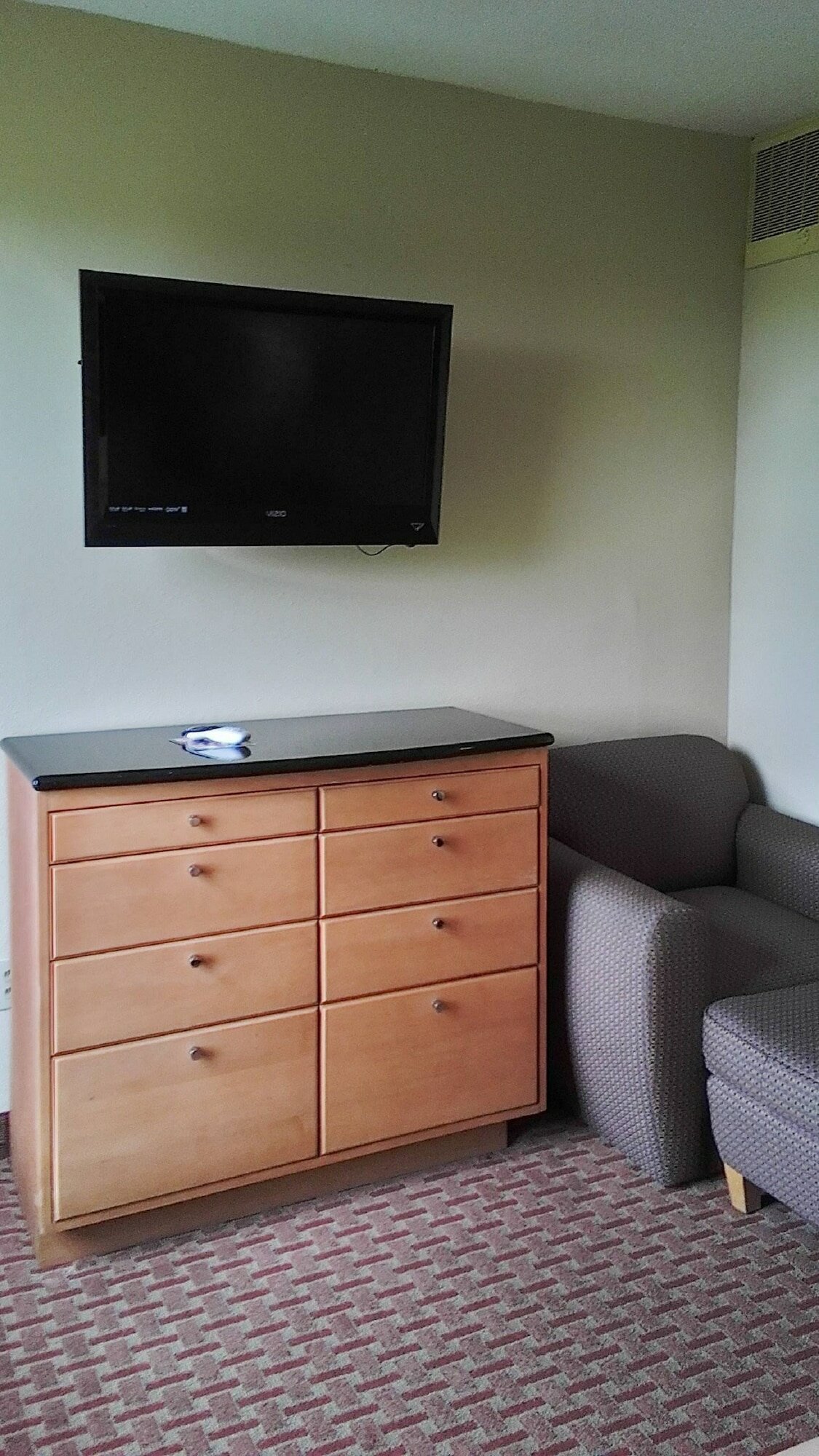 Фото Quality Inn & Suites Greenfield I-70