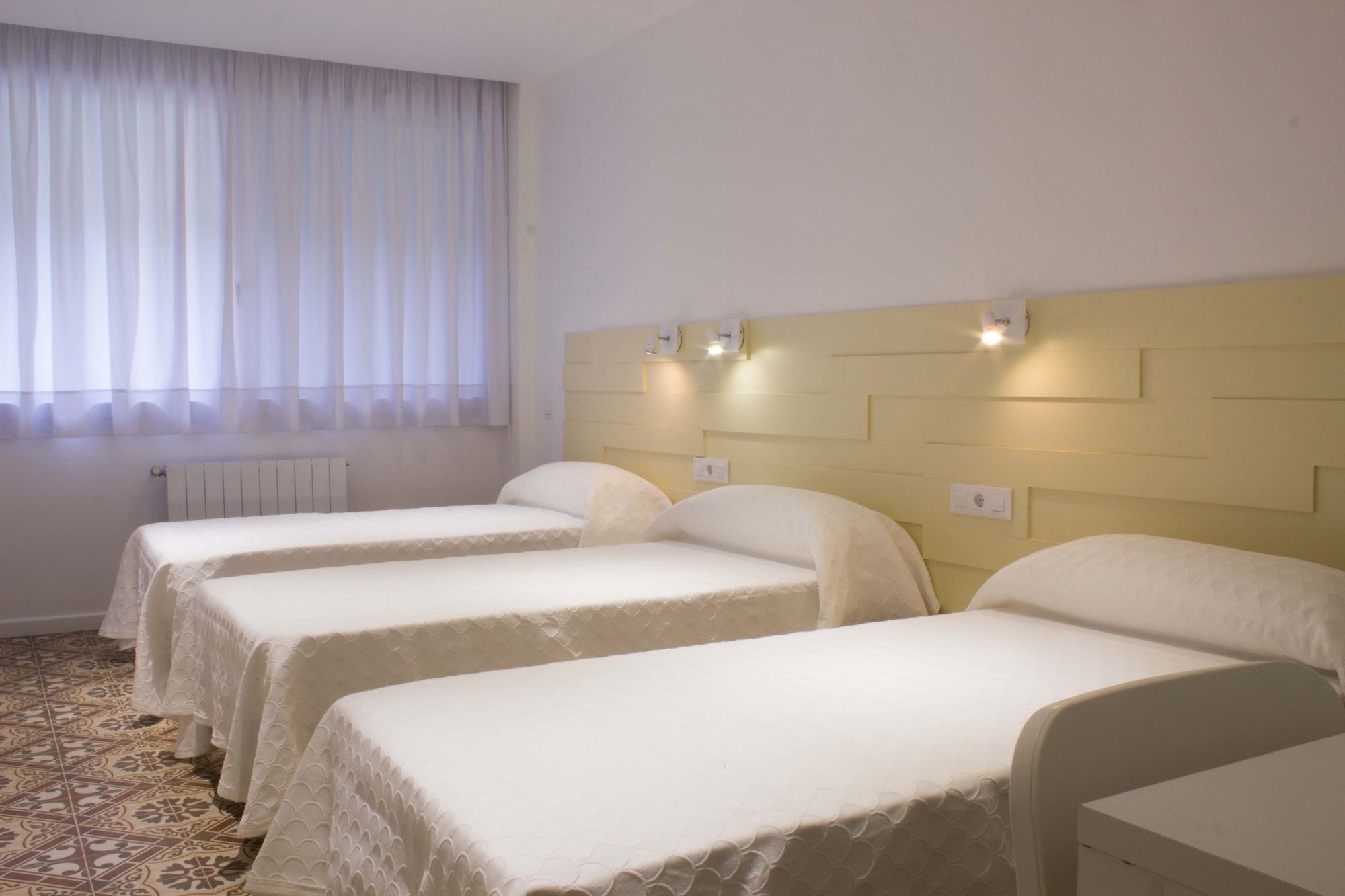 Фото Hostal Nova