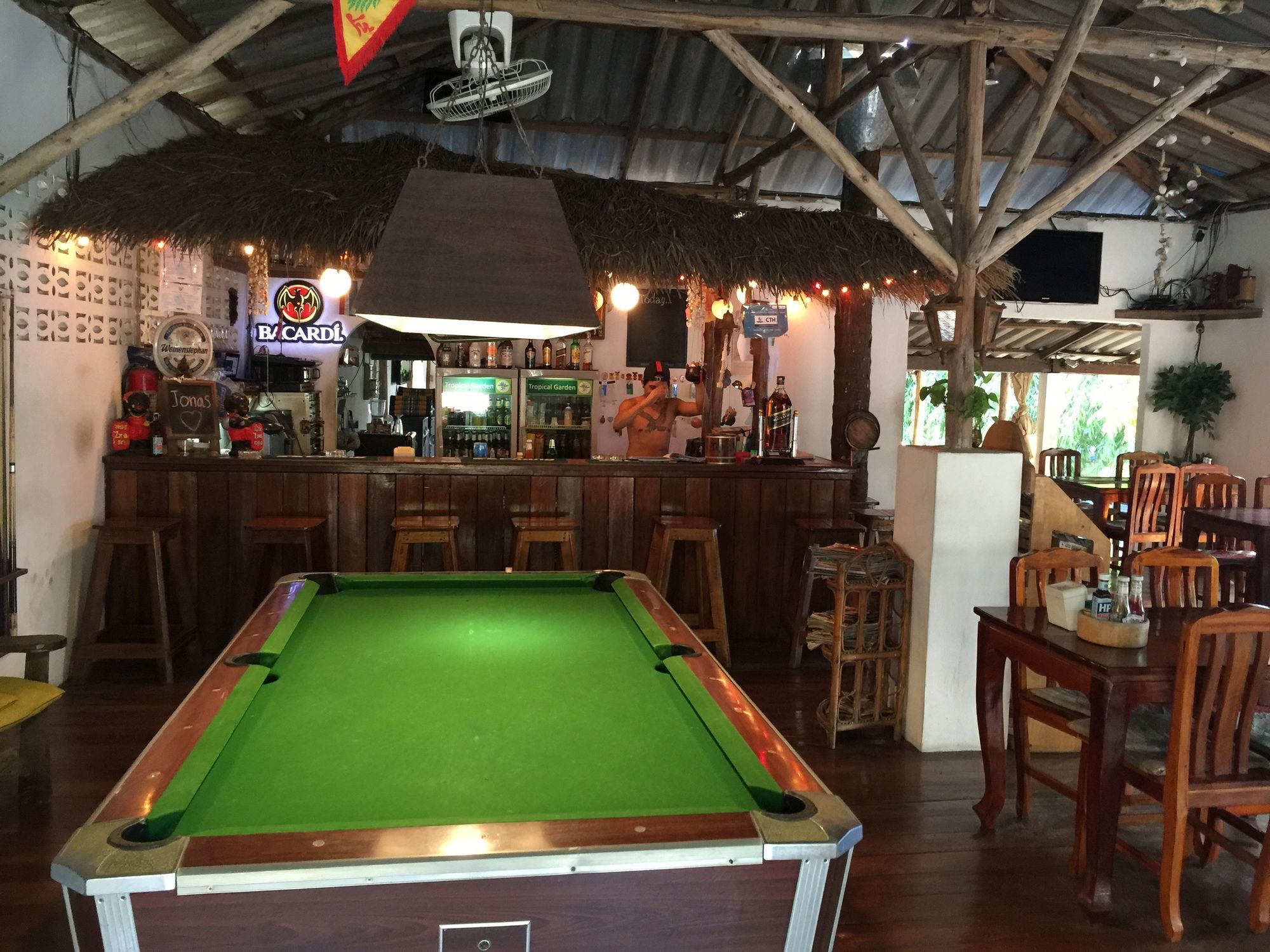 Фото Lonely Beach Pool Resort