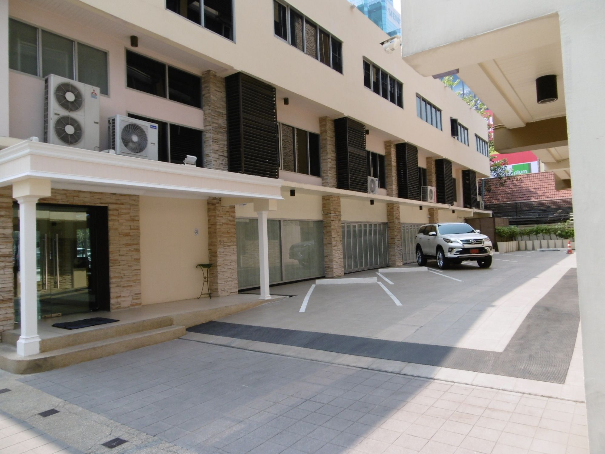 Фото The Green Bells New Petchburi