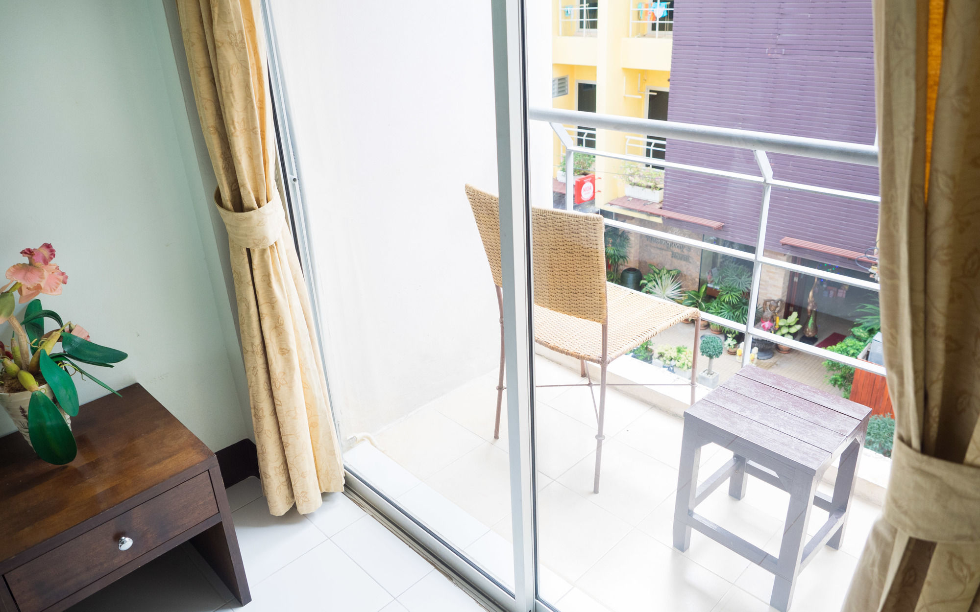 Фото Patong Moon Inn Residence